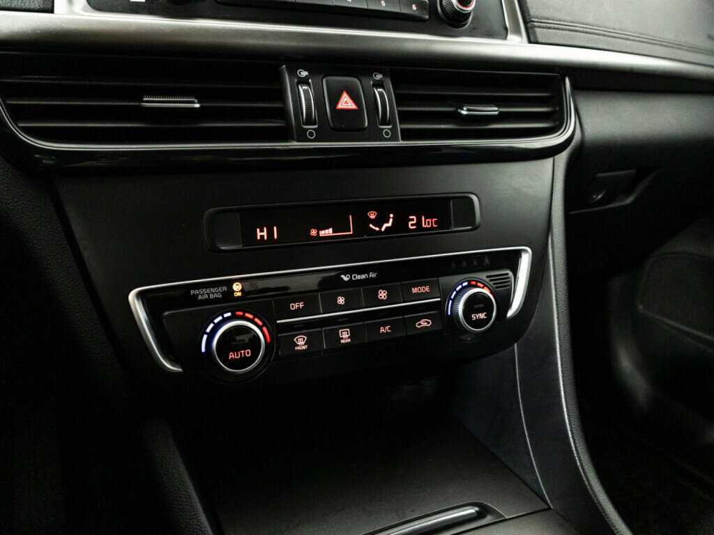 Б/У Киа Оптима 2016 года. Фото: #14