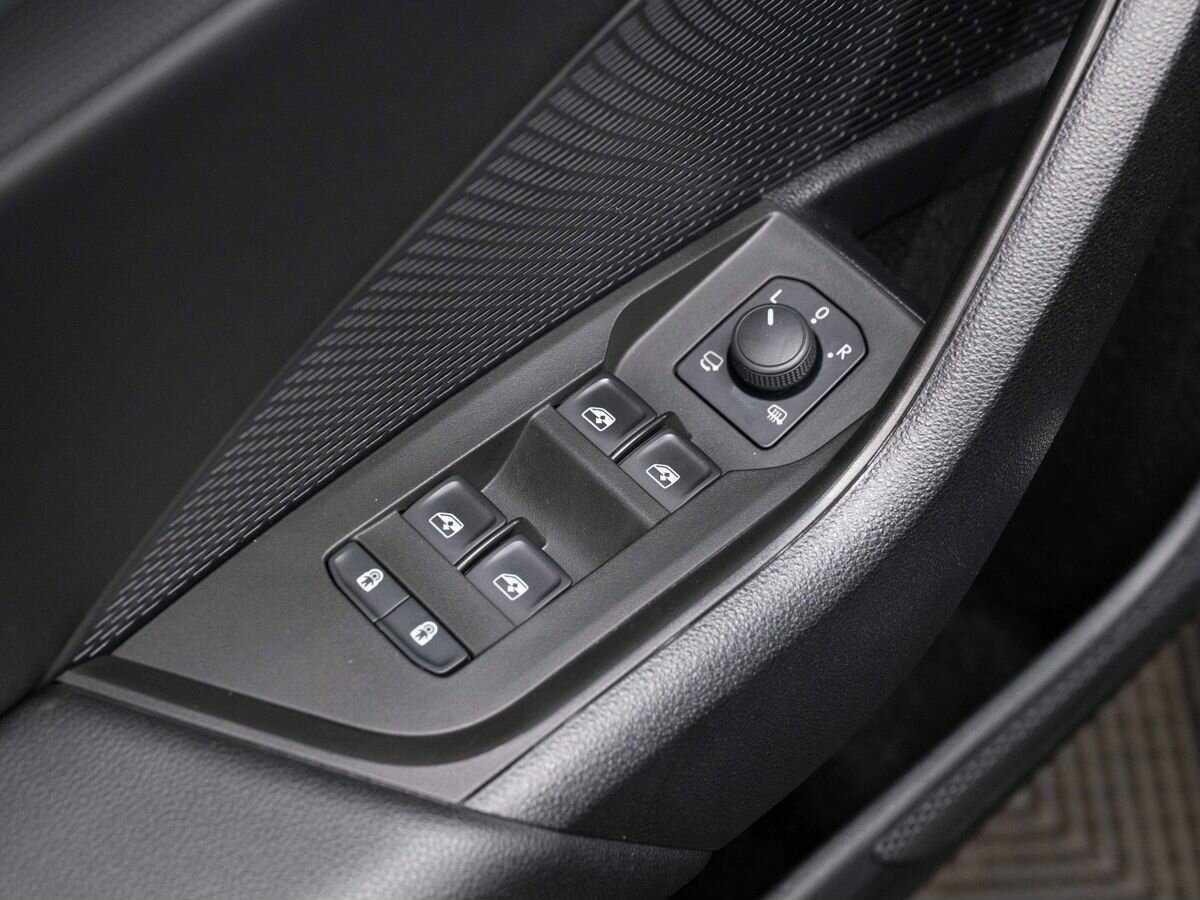 Б/У Шкода Октавия 2020 года. Фото: #18