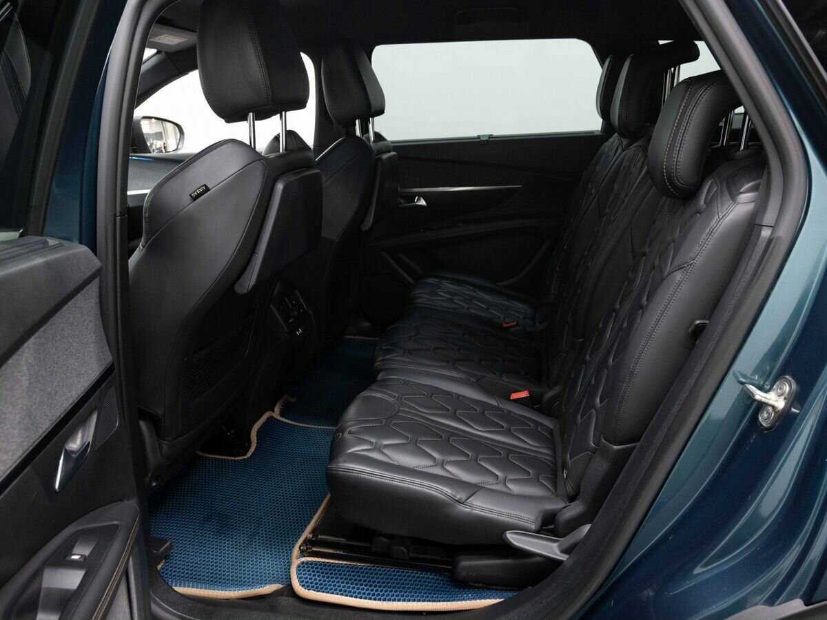 Б/У Пежо 5008 2018 года. Фото: #10