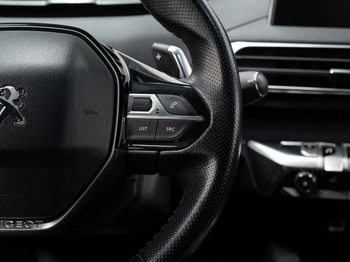 Б/У Пежо 5008 2018 года. Фото: #17