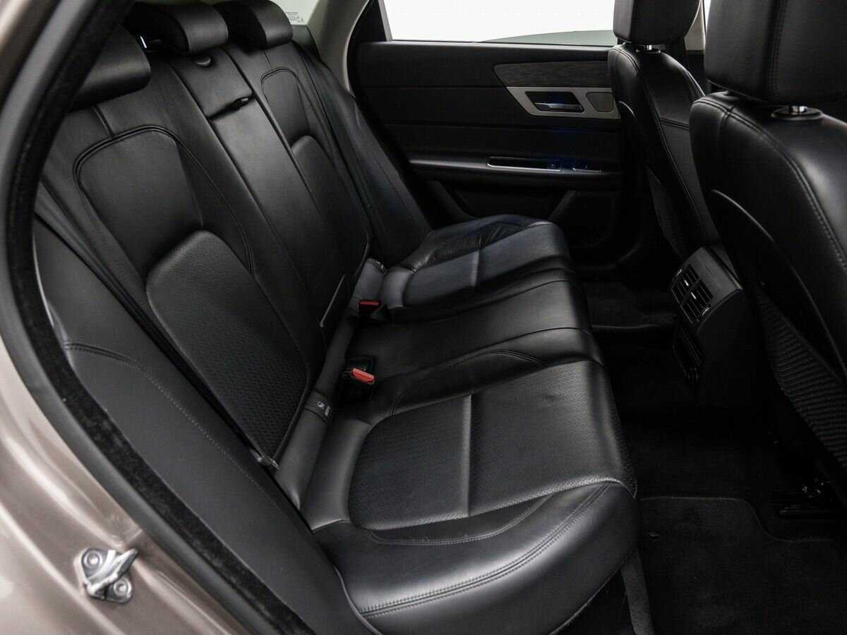 Jaguar XF 2016 года с пробегом. Фото: #9