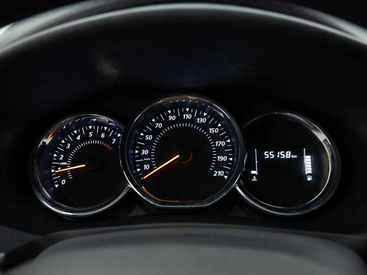 Б/У Рено Сандеро 2020 года. Фото: #14