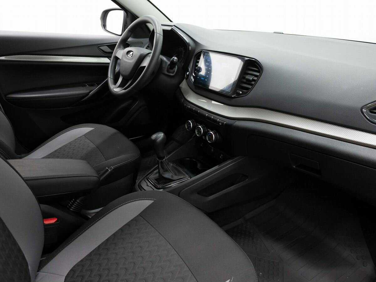 Lada (ВАЗ) Vesta 2023 года с пробегом. Фото: #11