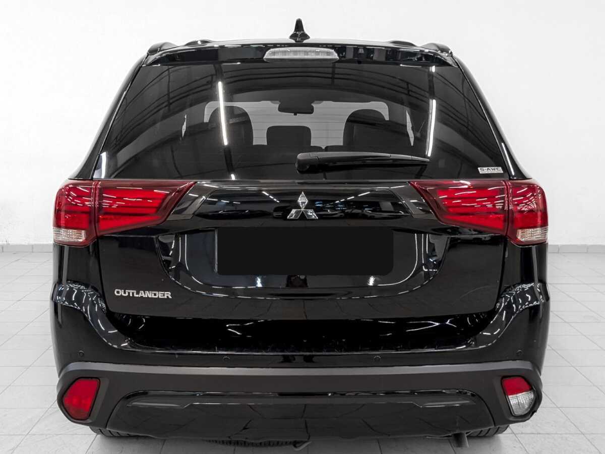 Mitsubishi Outlander 2021 года с пробегом. Фото: #5
