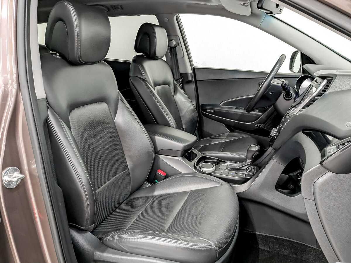 Б/У Хендай Санта Фе 2015 года. Фото: #21