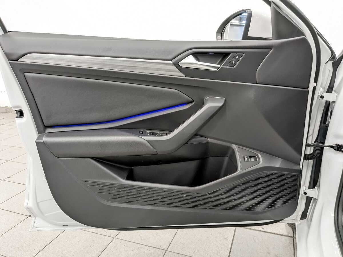 Б/У Фольксваген Джетта 2020 года. Фото: #18