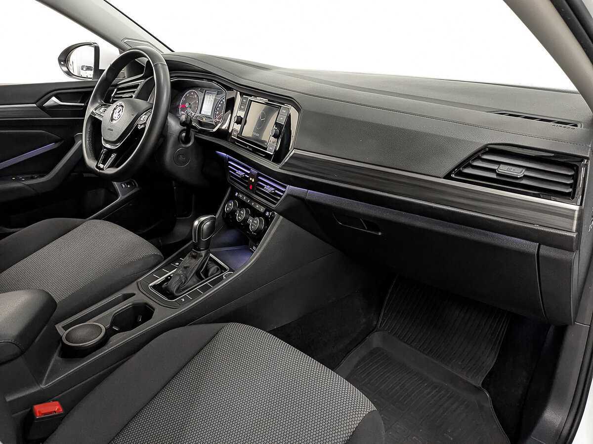 Б/У Фольксваген Джетта 2020 года. Фото: #12