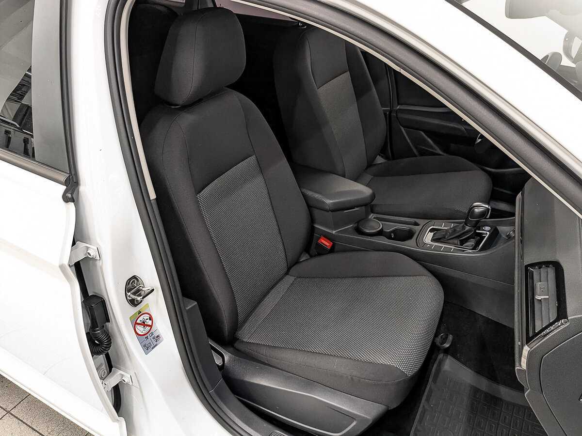 Б/У Фольксваген Джетта 2020 года. Фото: #23