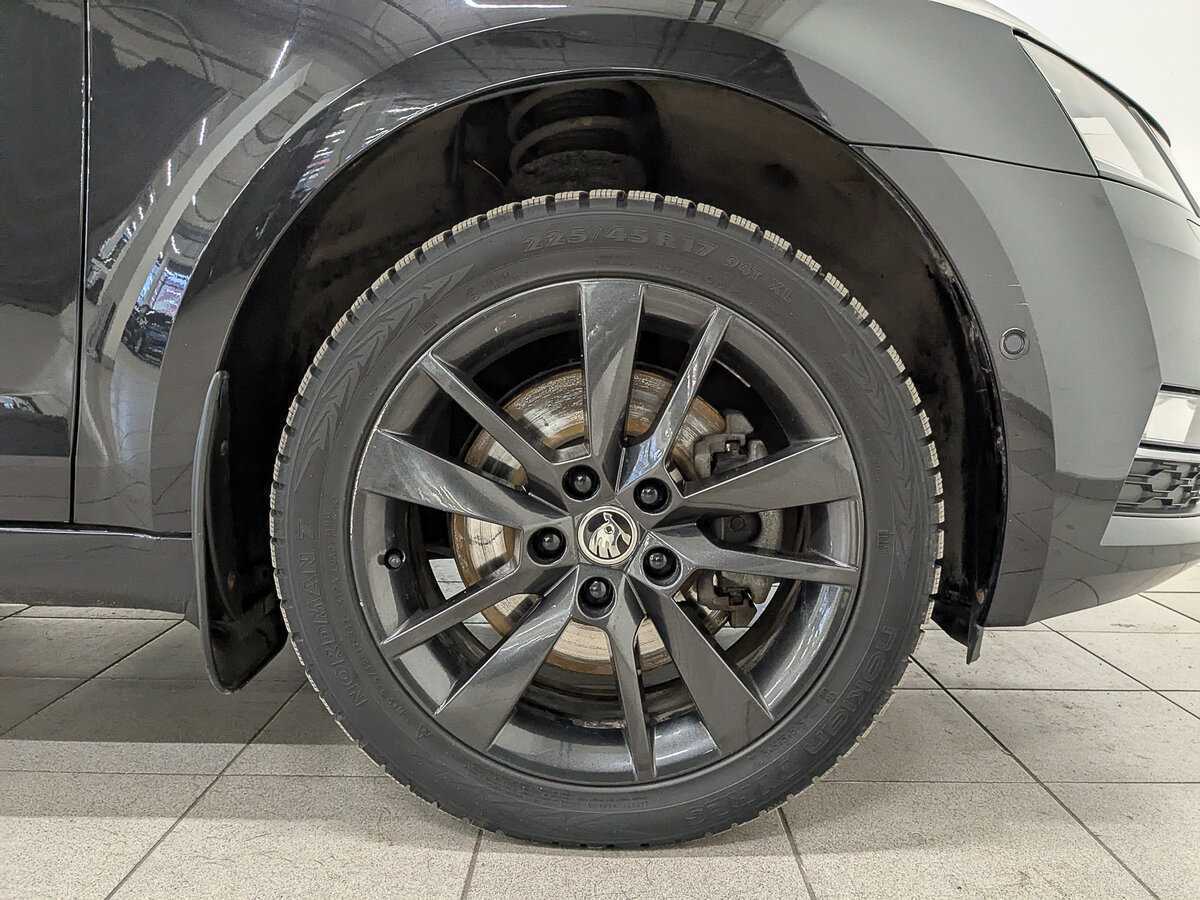 Б/У Шкода Октавия 2019 года. Фото: #11