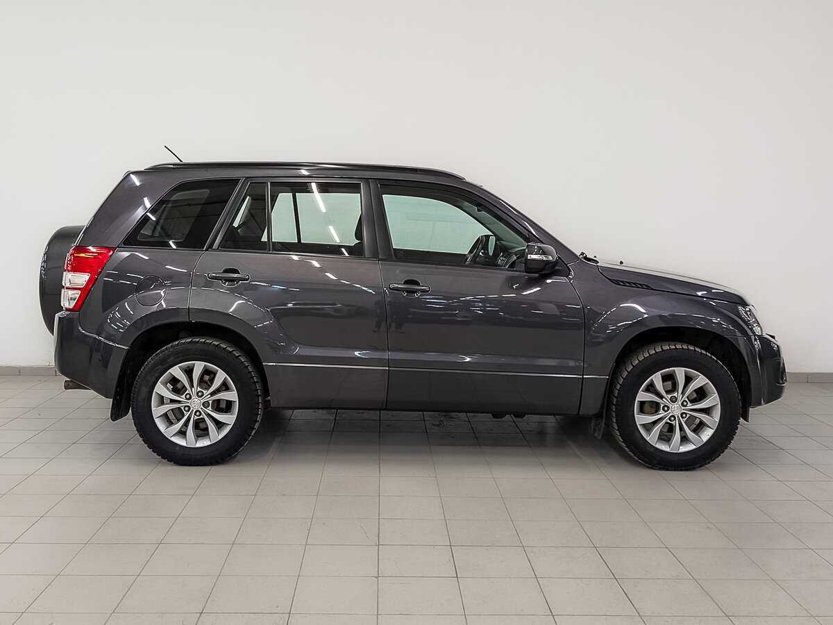 Б/У Сузуки Гранд Витара 2013 года. Фото: #3