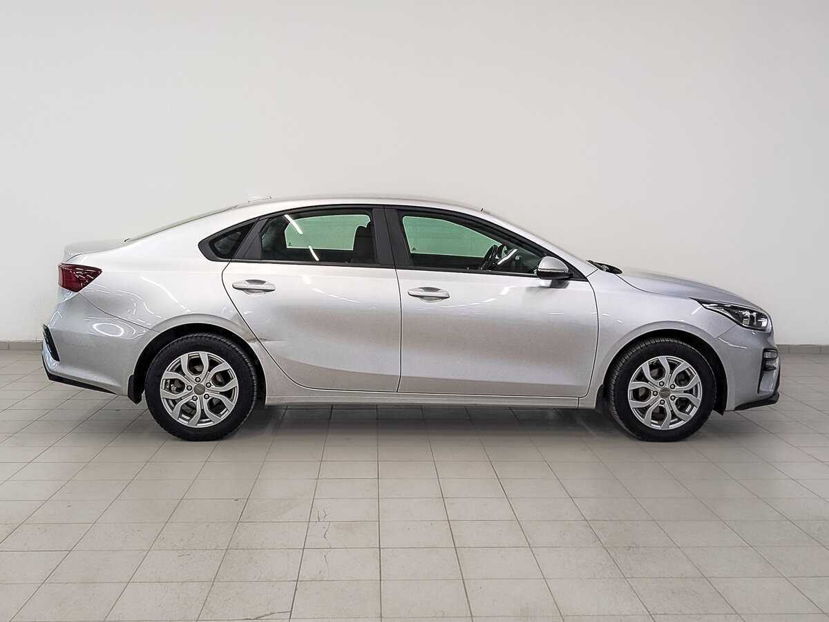 Б/У Киа Церато 2021 года. Фото: #3