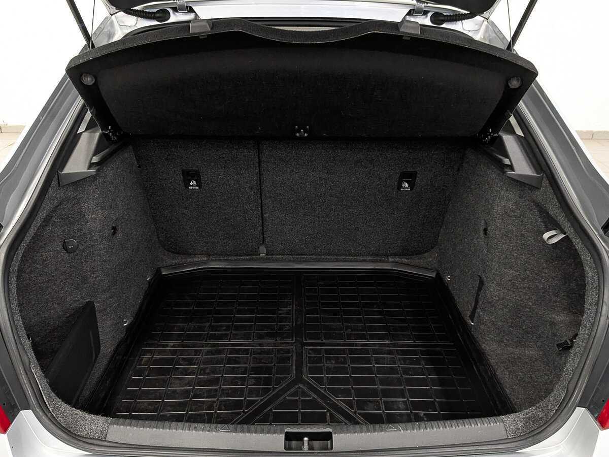 Б/У Шкода Октавия 2016 года. Фото: #9