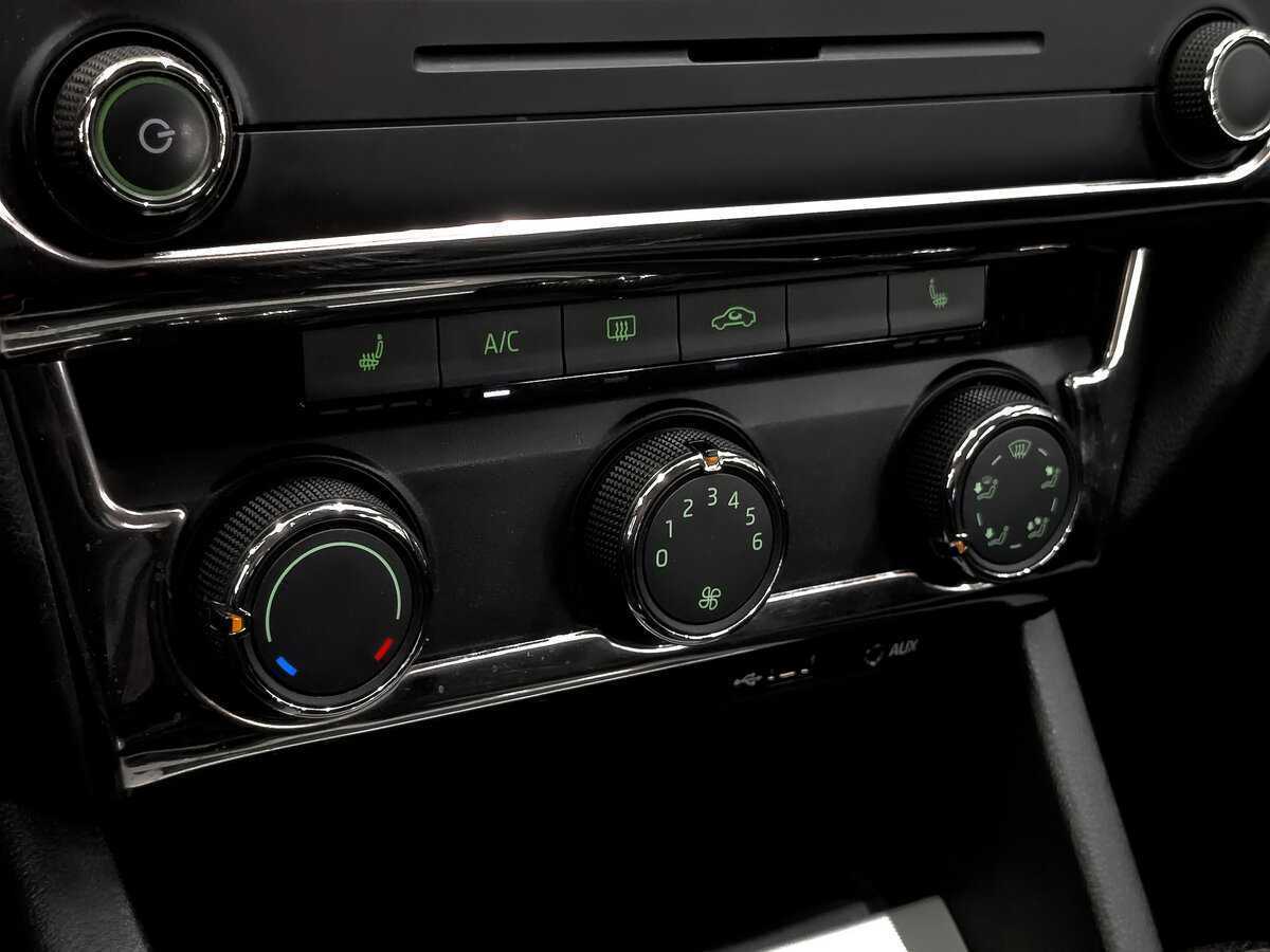 Б/У Шкода Октавия 2016 года. Фото: #20