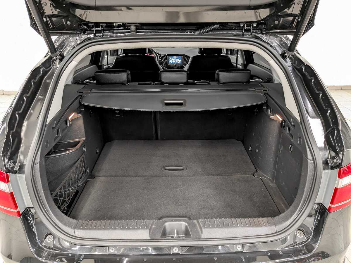 Lada (ВАЗ) Vesta 2019 года с пробегом. Фото: #9