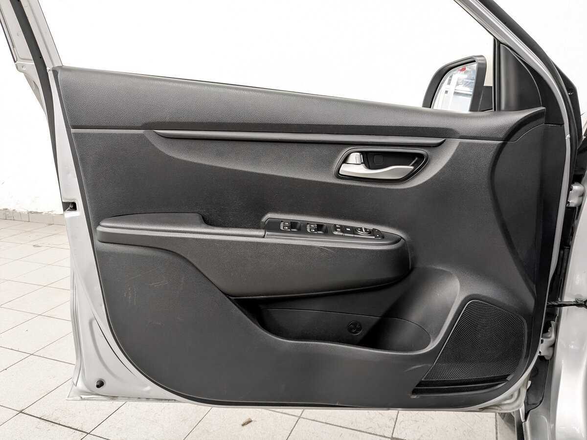 Б/У Киа Рио 2020 года. Фото: #18