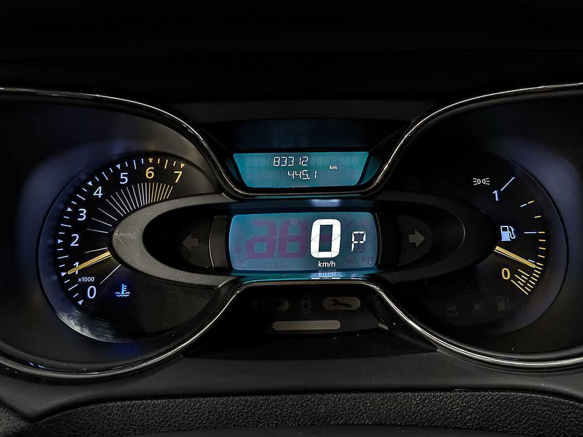 Б/У Рено Каптюр 2017 года. Фото: #13