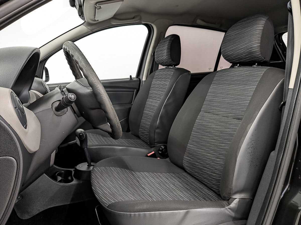 Б/У Рено Сандеро 2012 года. Фото: #19