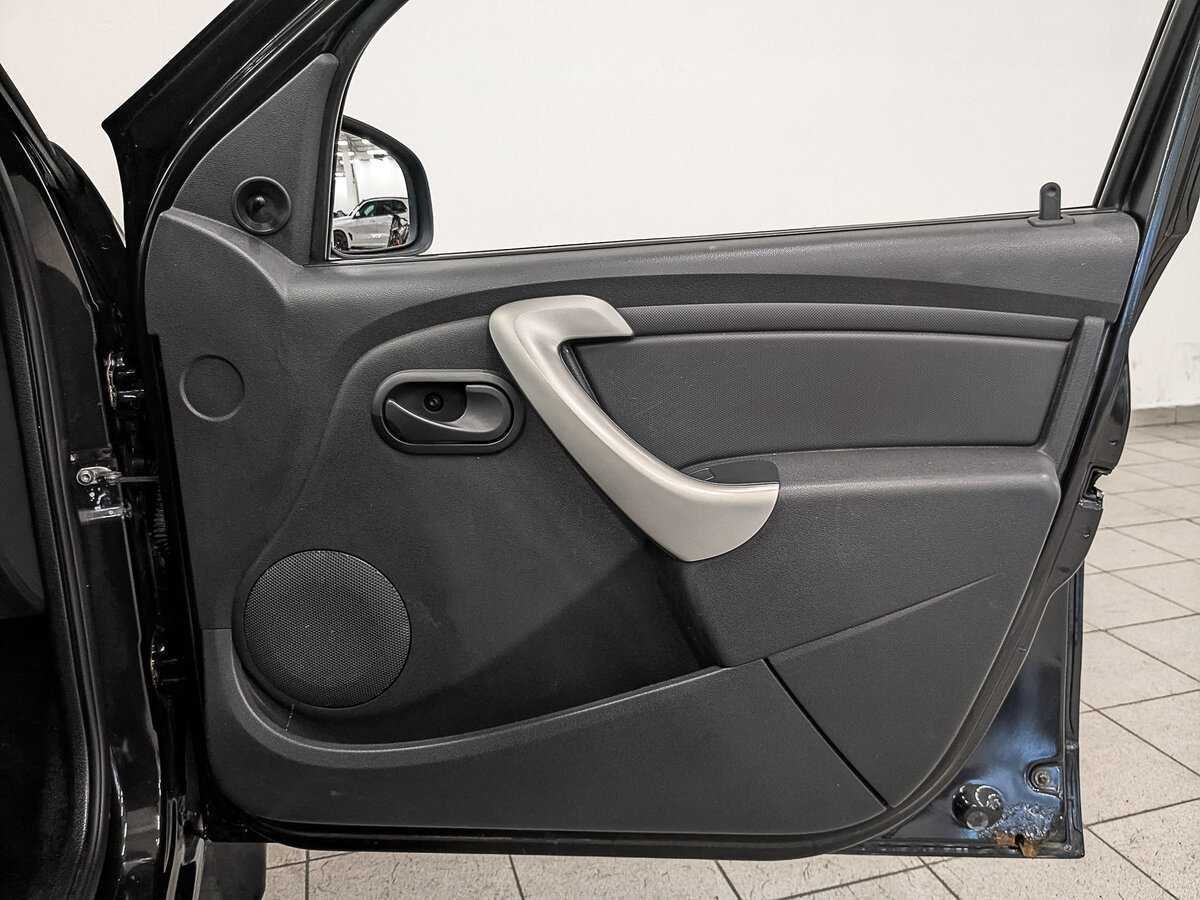 Б/У Рено Сандеро 2012 года. Фото: #24