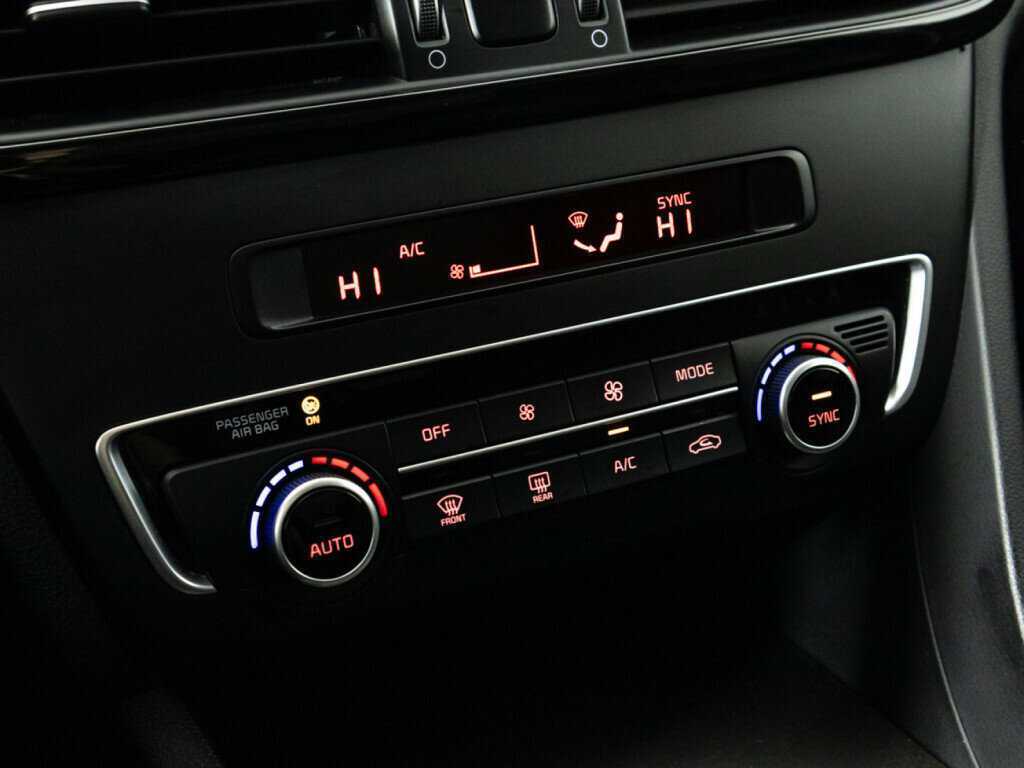 Б/У Киа Оптима 2019 года. Фото: #14