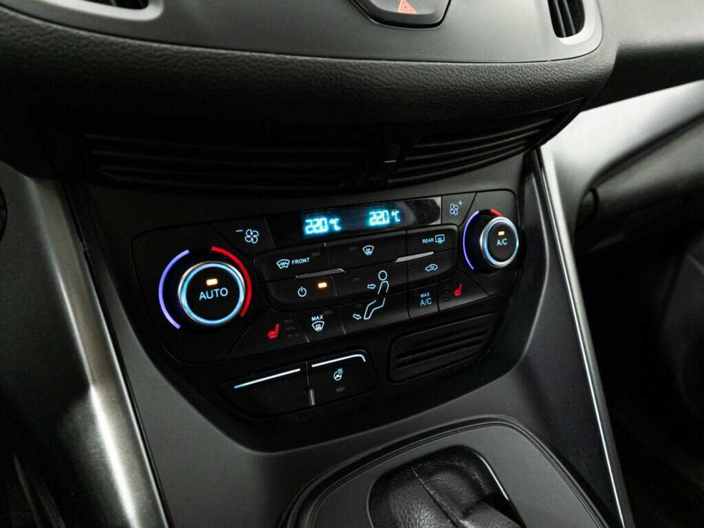 Б/У Форд Куга 2018 года. Фото: #14