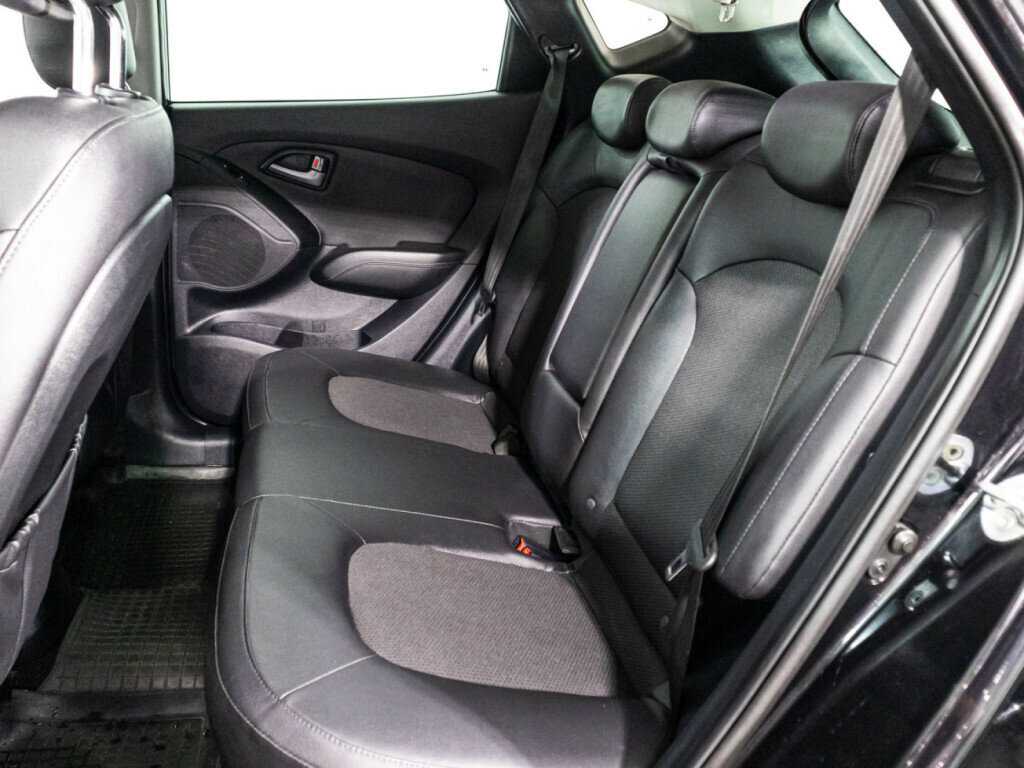 Б/У Хендай ай-икс35 2015 года. Фото: #9