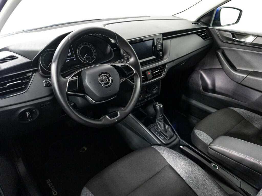 Б/У Шкода Рапид 2021 года. Фото: #9