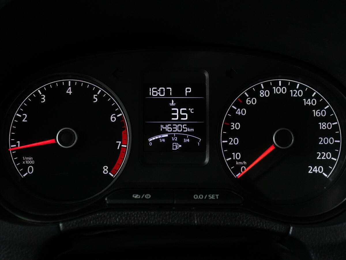 Б/У Фольксваген Поло 2016 года. Фото: #11