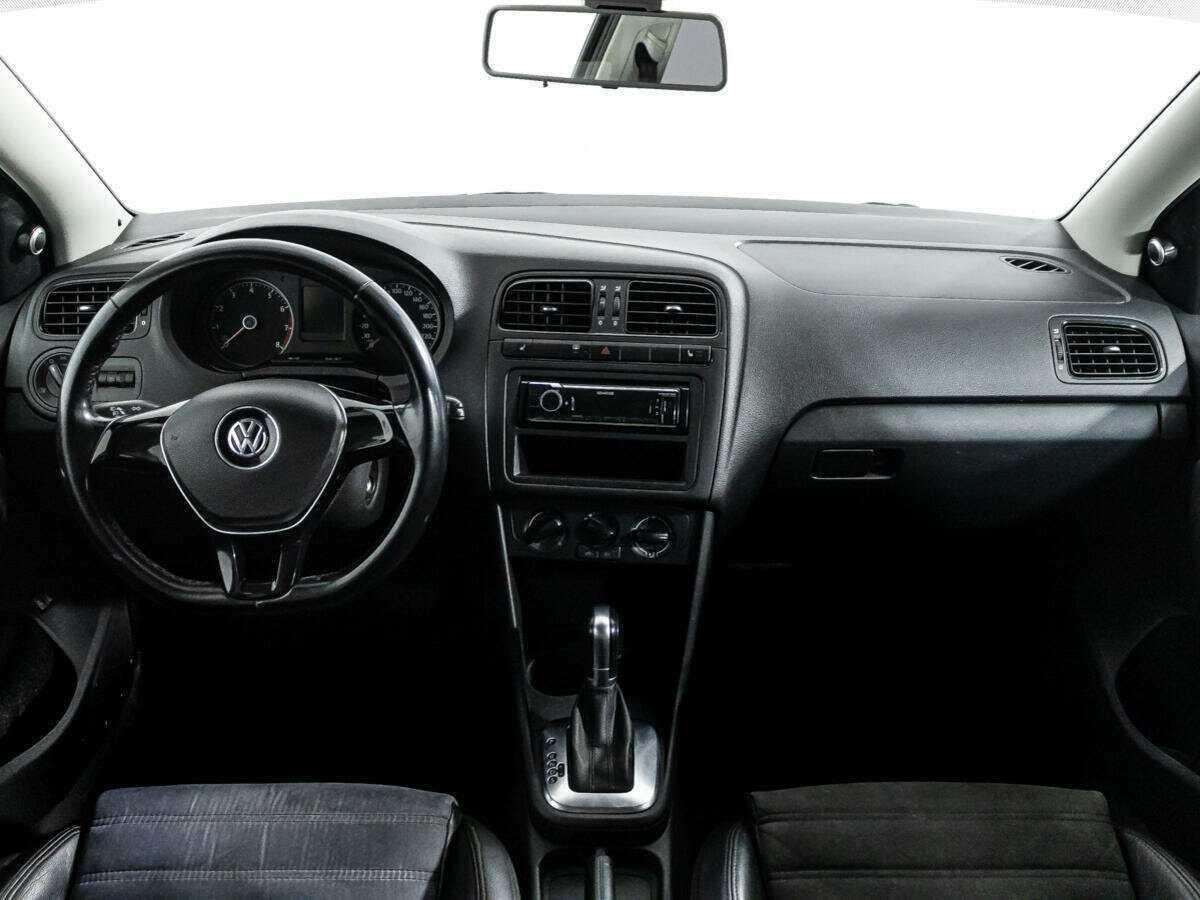 Б/У Фольксваген Поло 2016 года. Фото: #12