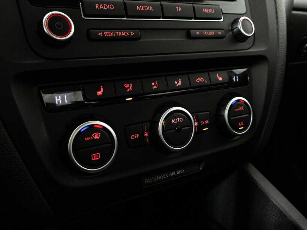 Б/У Фольксваген Джетта 2012 года. Фото: #14