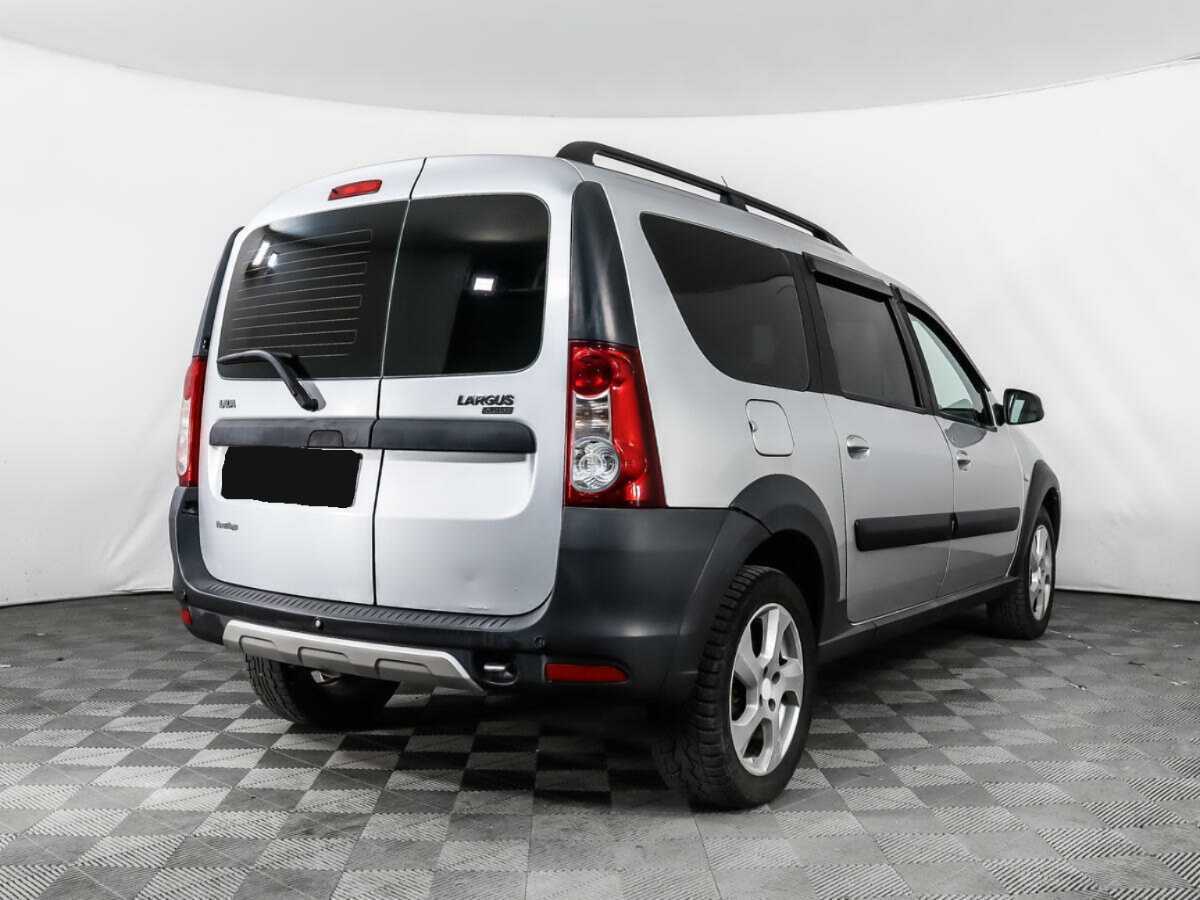 Lada (ВАЗ) Largus 2015 года с пробегом. Фото: #4