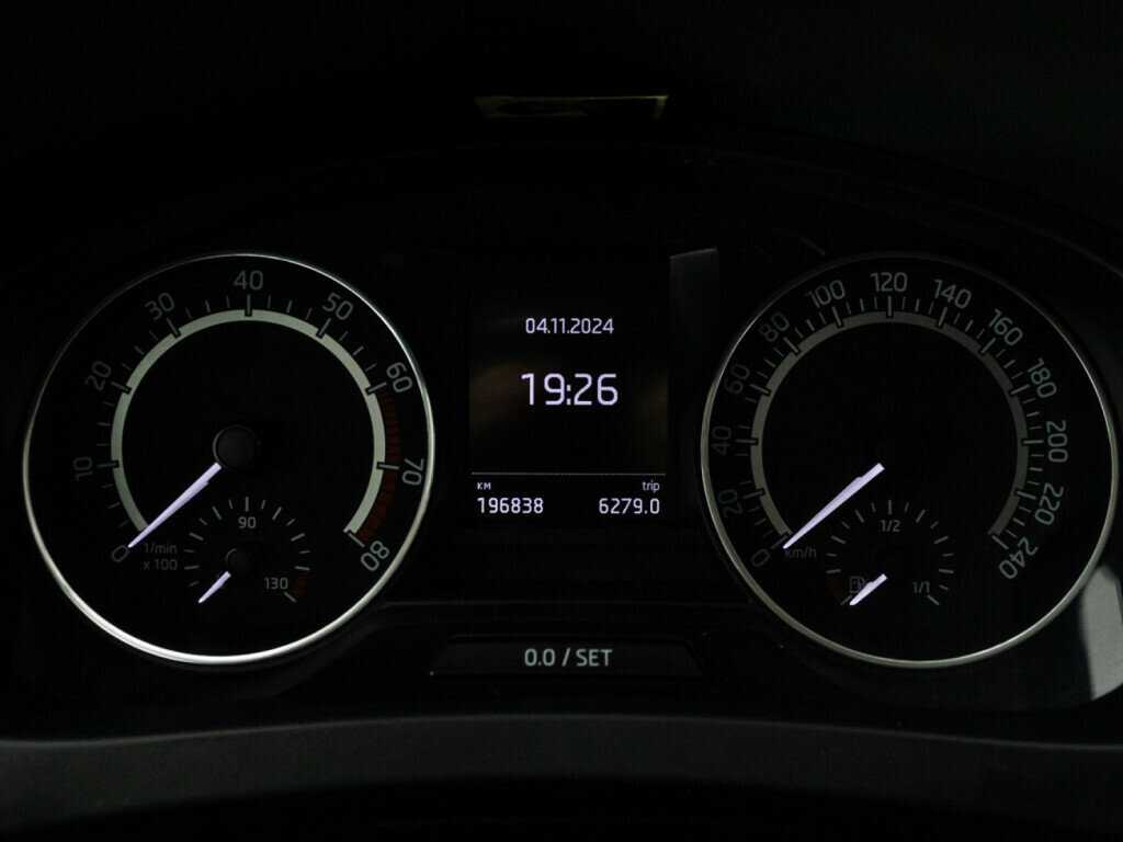 Б/У Шкода Рапид 2016 года. Фото: #11