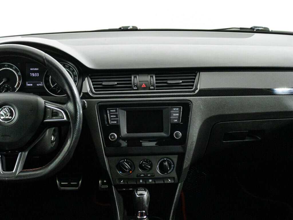 Б/У Шкода Рапид 2016 года. Фото: #13