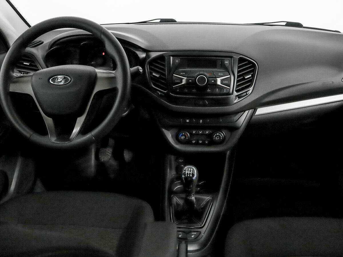 Lada (ВАЗ) Vesta 2016 года с пробегом. Фото: #11