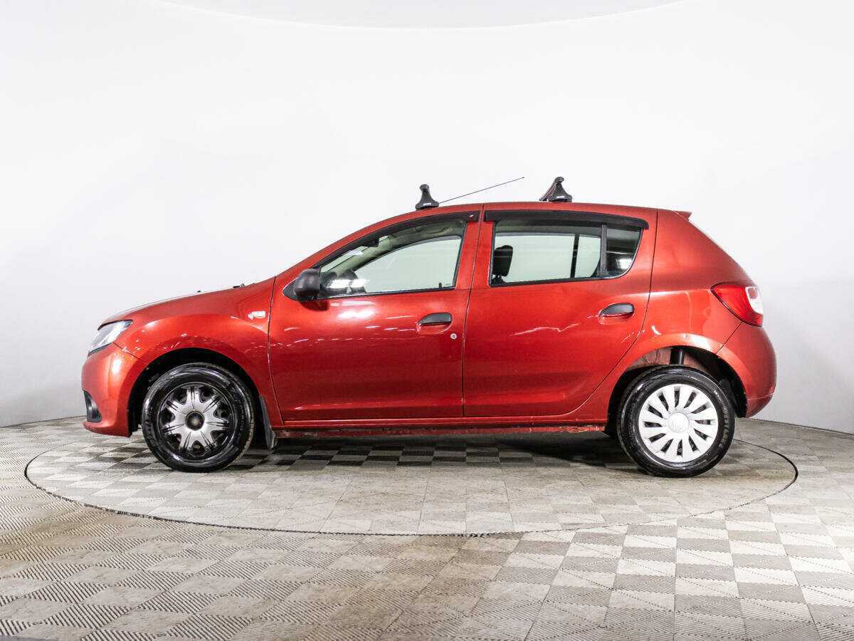 Б/У Рено Сандеро 2015 года. Фото: #7