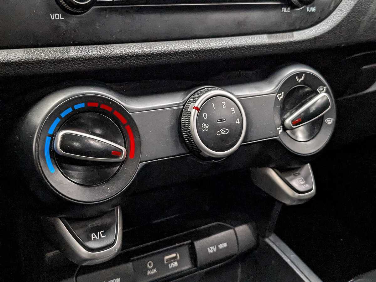 Б/У Киа Рио 2020 года. Фото: #19