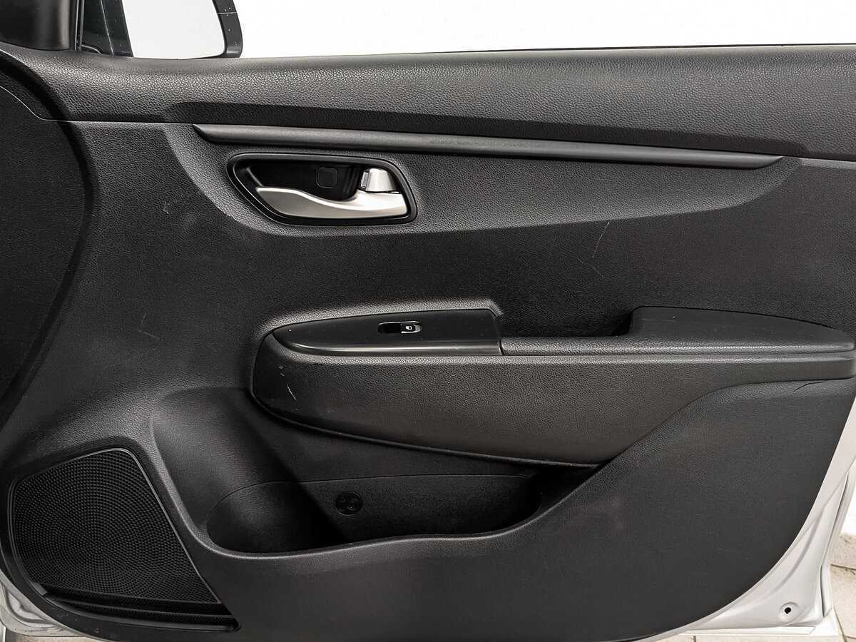 Б/У Киа Рио 2020 года. Фото: #24