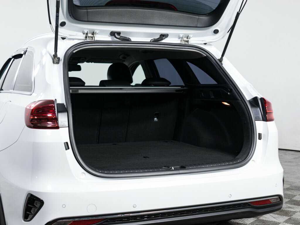 Б/У Киа Сид 2022 года. Фото: #6