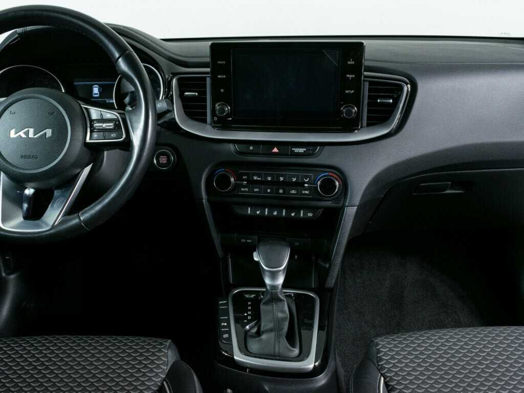 Б/У Киа Сид 2022 года. Фото: #8