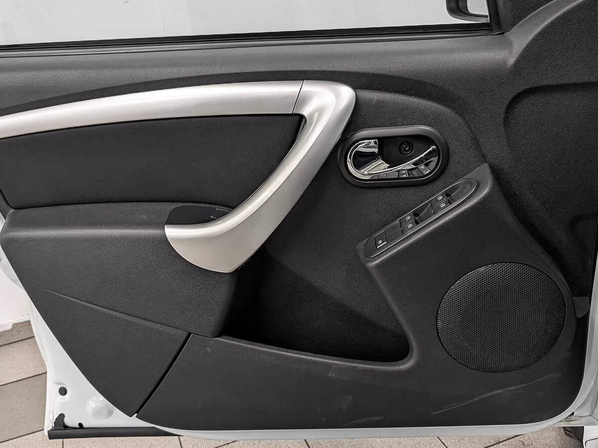 Б/У Ниссан Террано 2019 года. Фото: #18