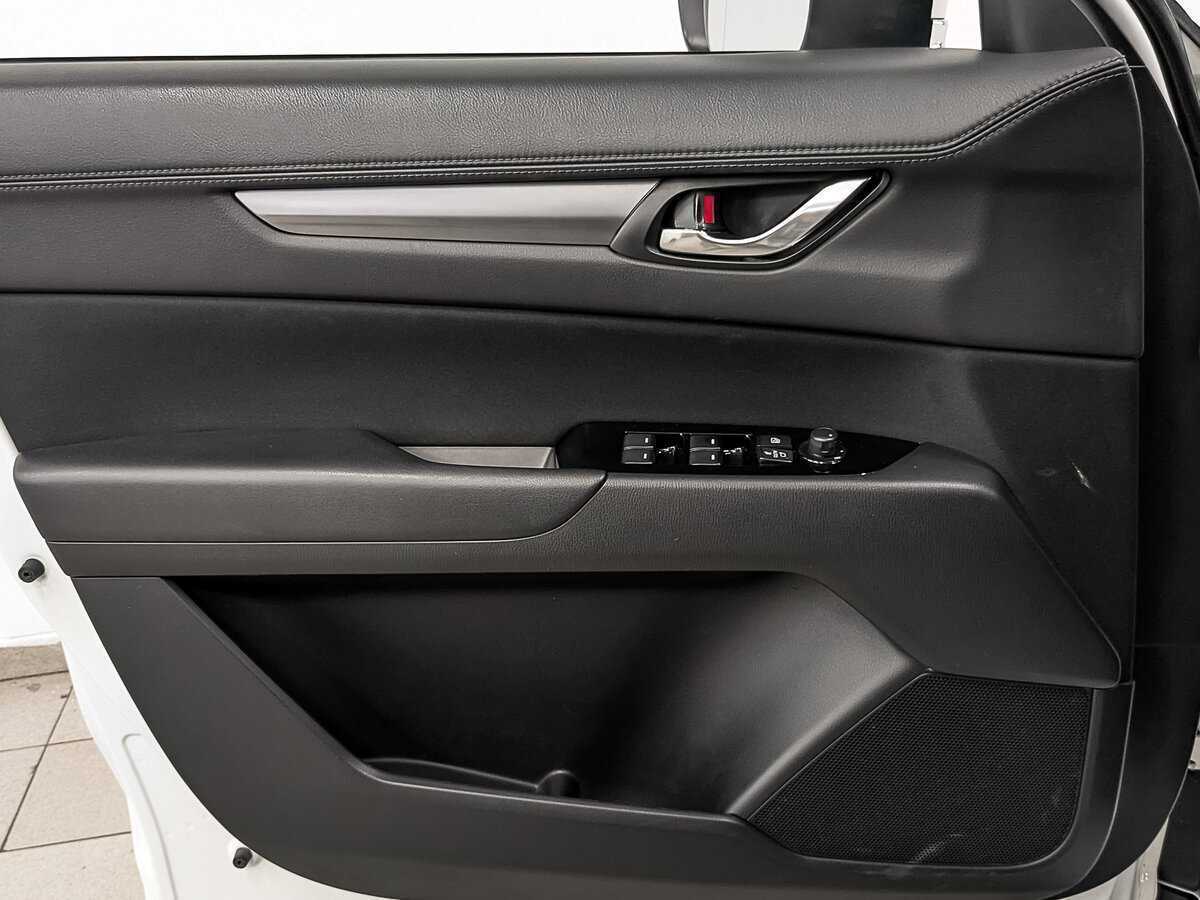 Б/У Мазда Ц-Икс-5 2018 года. Фото: #15