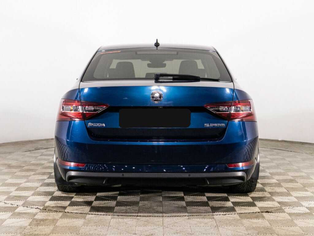 Б/У Шкода Суперб 2017 года. Фото: #5