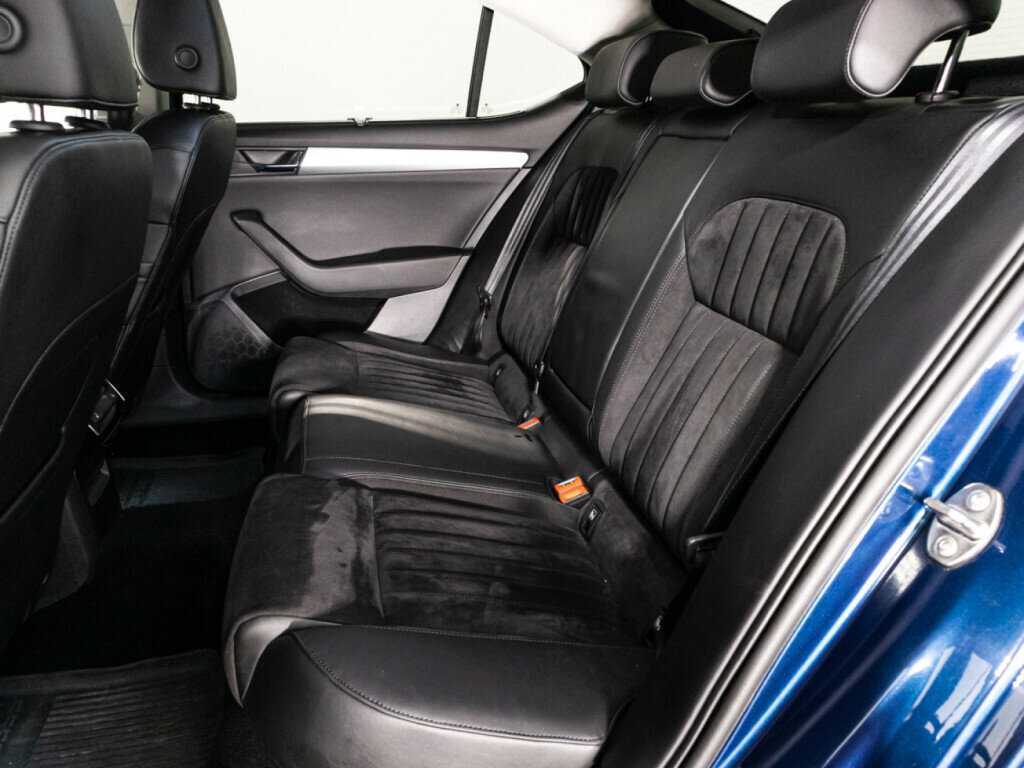 Б/У Шкода Суперб 2017 года. Фото: #9