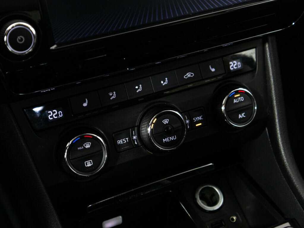 Б/У Шкода Суперб 2017 года. Фото: #15