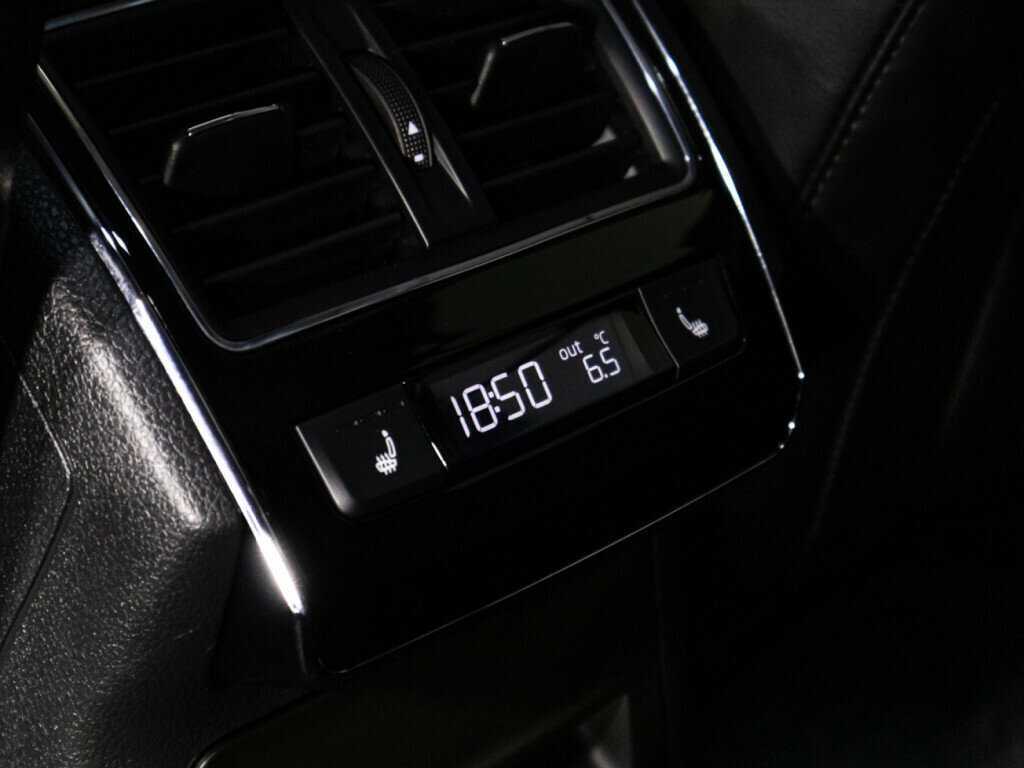 Б/У Шкода Суперб 2017 года. Фото: #17