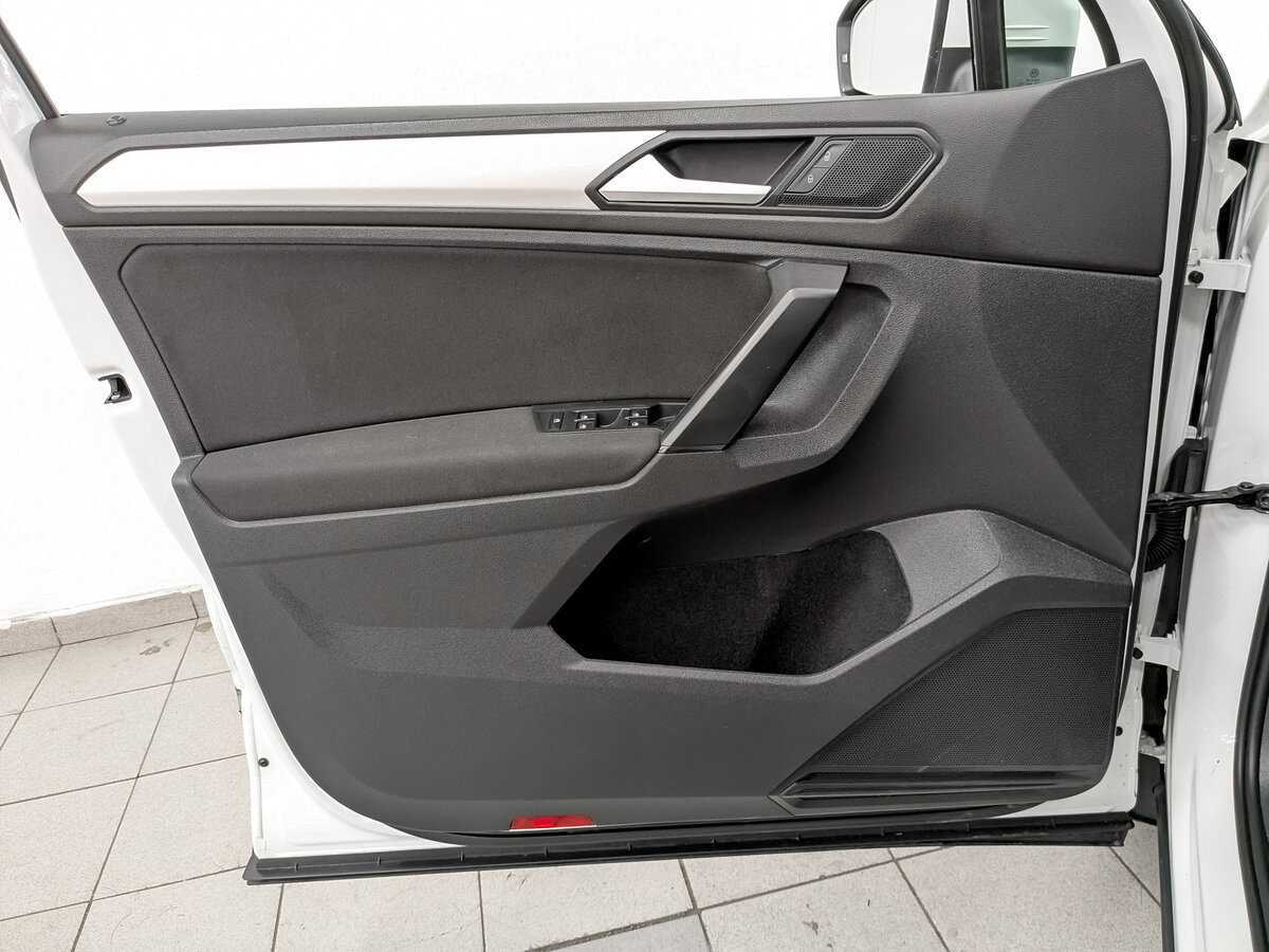 Volkswagen Tiguan 2021 года с пробегом. Фото: #17