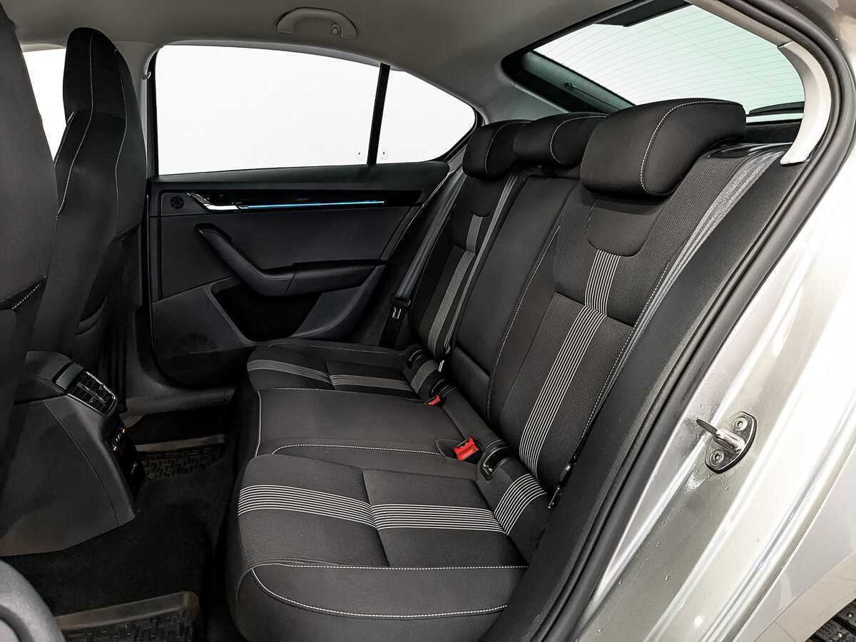 Б/У Шкода Октавия 2019 года. Фото: #17