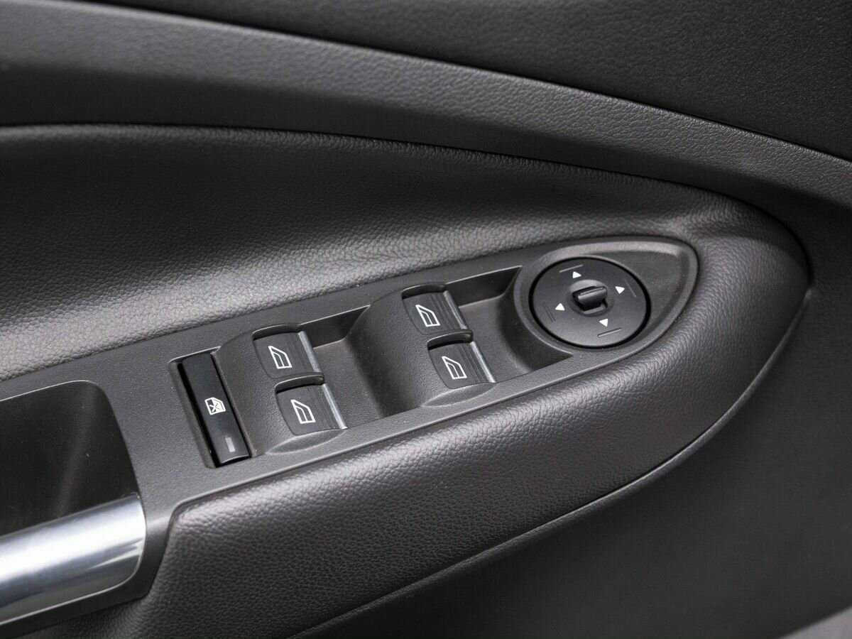 Б/У Форд Куга 2017 года. Фото: #18