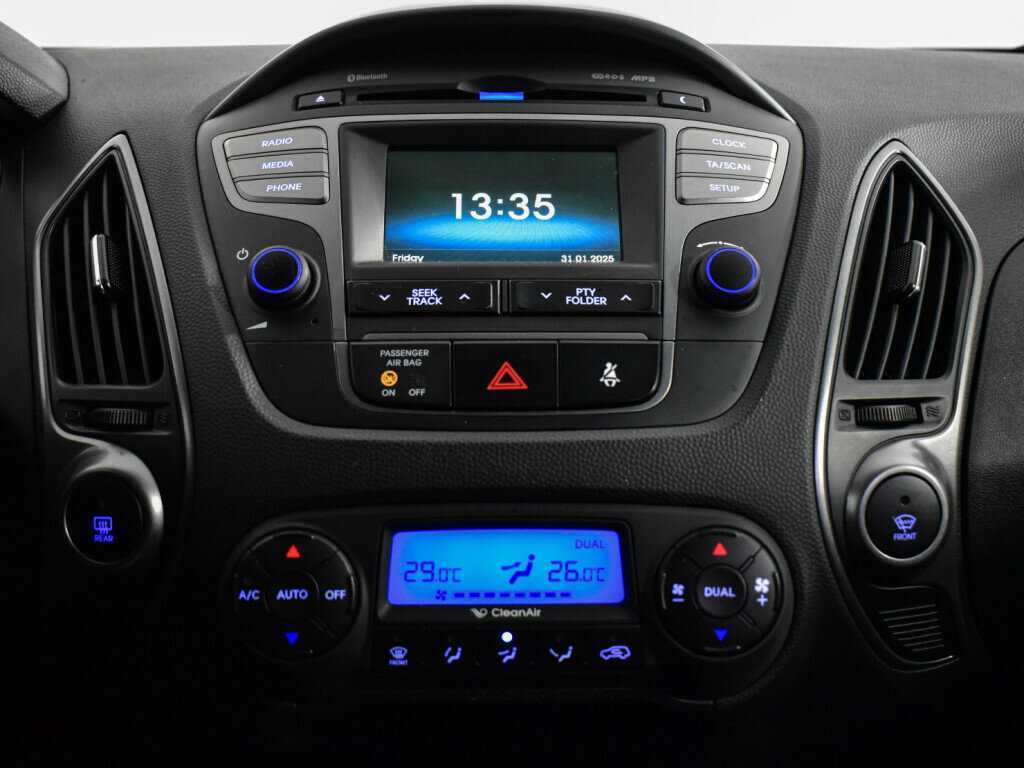 Б/У Хендай ай-икс35 2014 года. Фото: #12