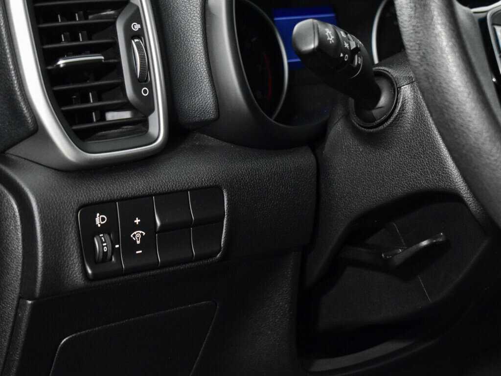 Б/У Киа Спортейдж 2018 года. Фото: #9