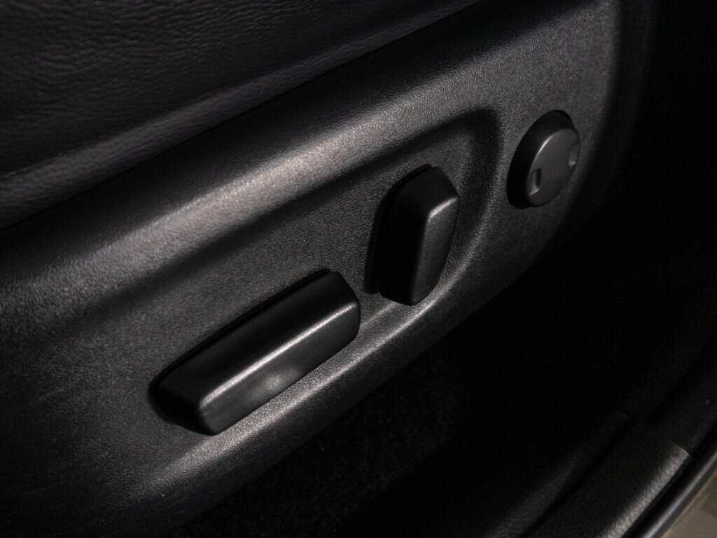 Toyota RAV4 2017 года с пробегом. Фото: #16